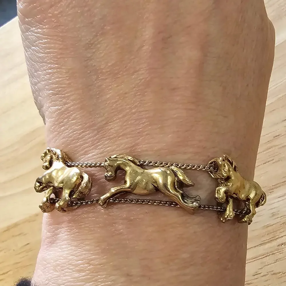 Vintage Gold Horse Slider Chain Bracelet Equestrian Galloping Design